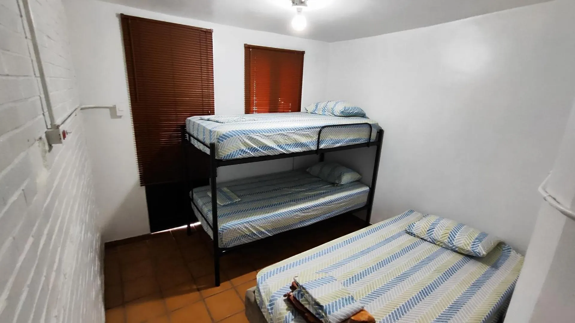 Caracas, Mini Casa Vila 0*, Caracas Venezuela